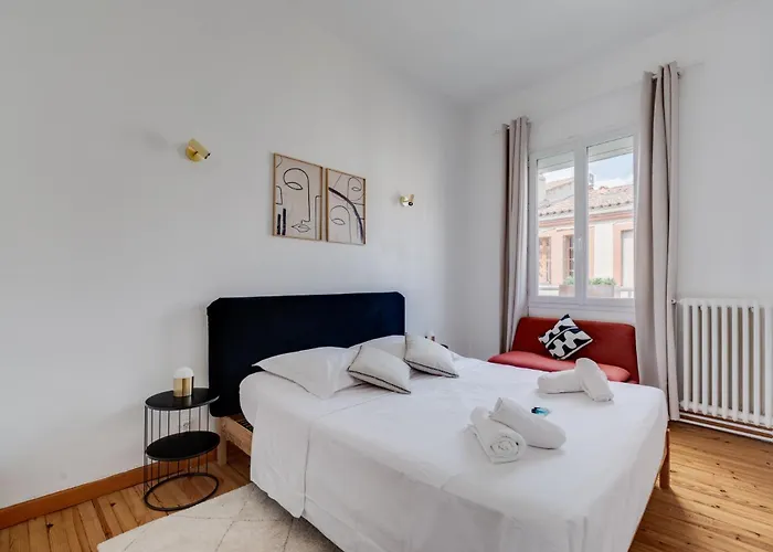 Bleu Klein - Climatisation, Wifi, Calme